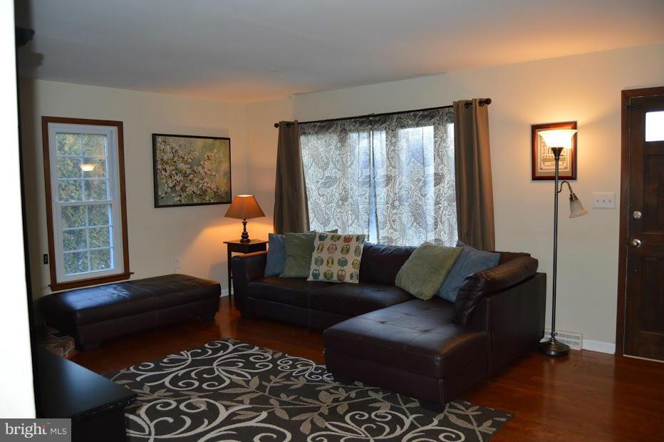 3746 Aldino Road Aberdeen, MD 21001 - Photo 7 of 23 Living Room