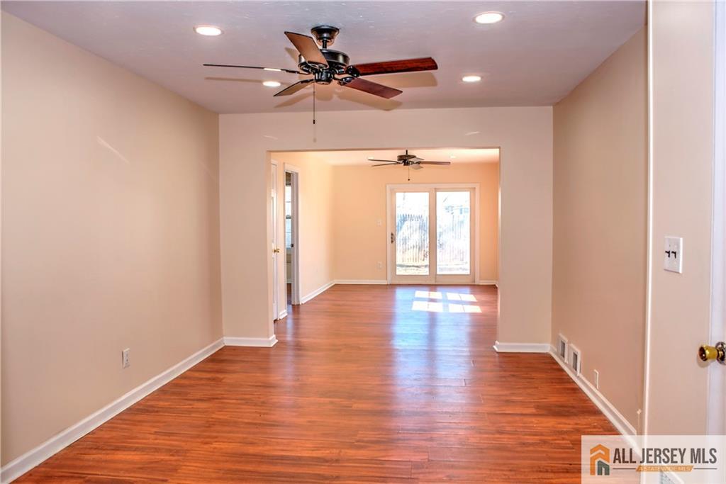 79 Winding Road Iselin, NJ 08830 - Photo 12 of 16 Gallery Image 12