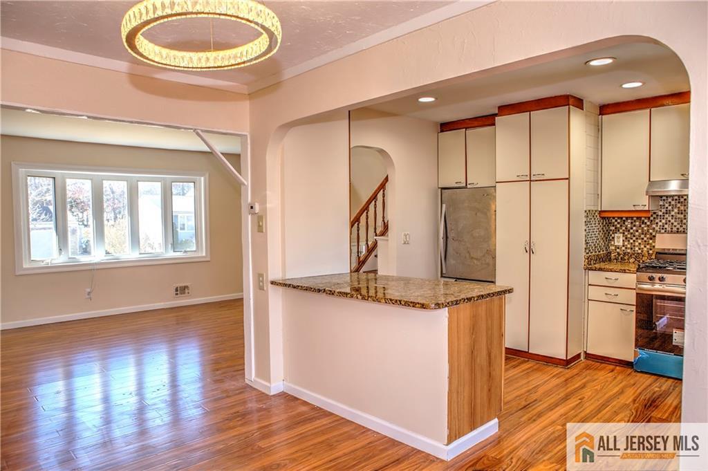 79 Winding Road Iselin, NJ 08830 - Photo 7 of 16 Gallery Image 7