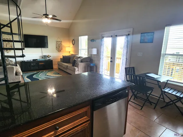 $199,000 | 2685 Highway 1, Unit A, Grand Isle, LA 70358