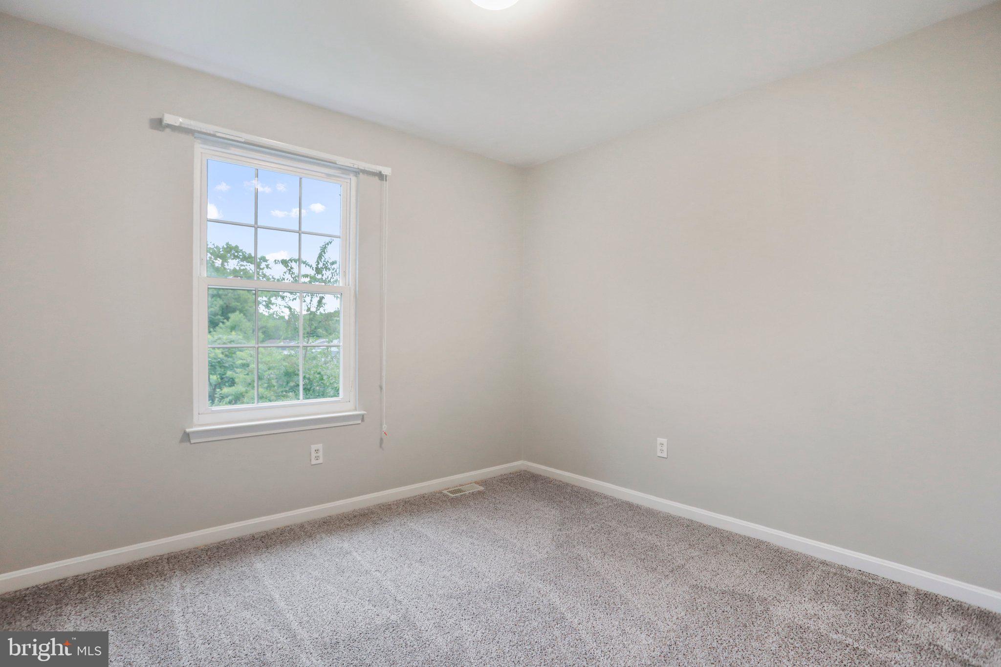 7807 Notley Road Pasadena, MD 21122 - Photo 13 of 44 Gallery Image 13