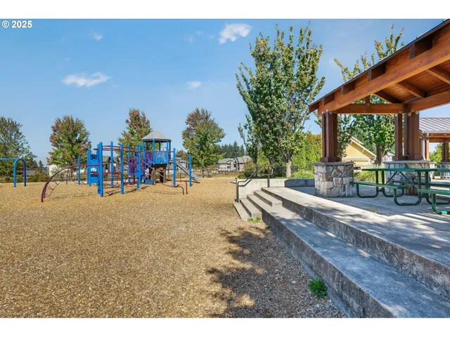 $459,900 | 19135 Southeast Village Boulevard, Sandy, OR 97055