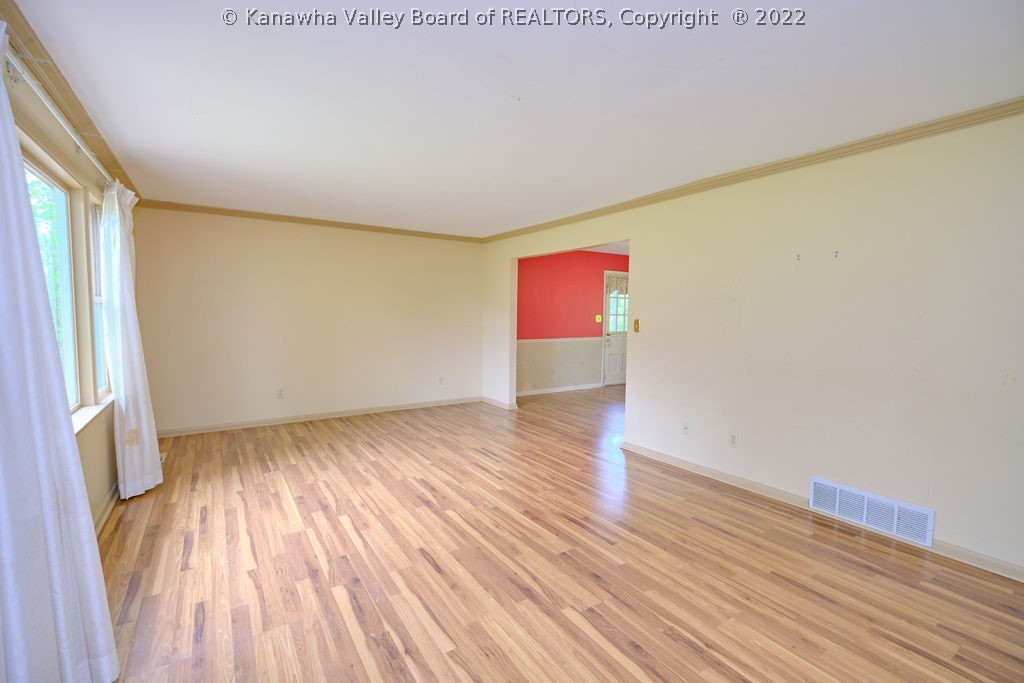 1602 Kirklee Road Charleston, WV 25314 - Photo 7 of 49 Gallery Image 7