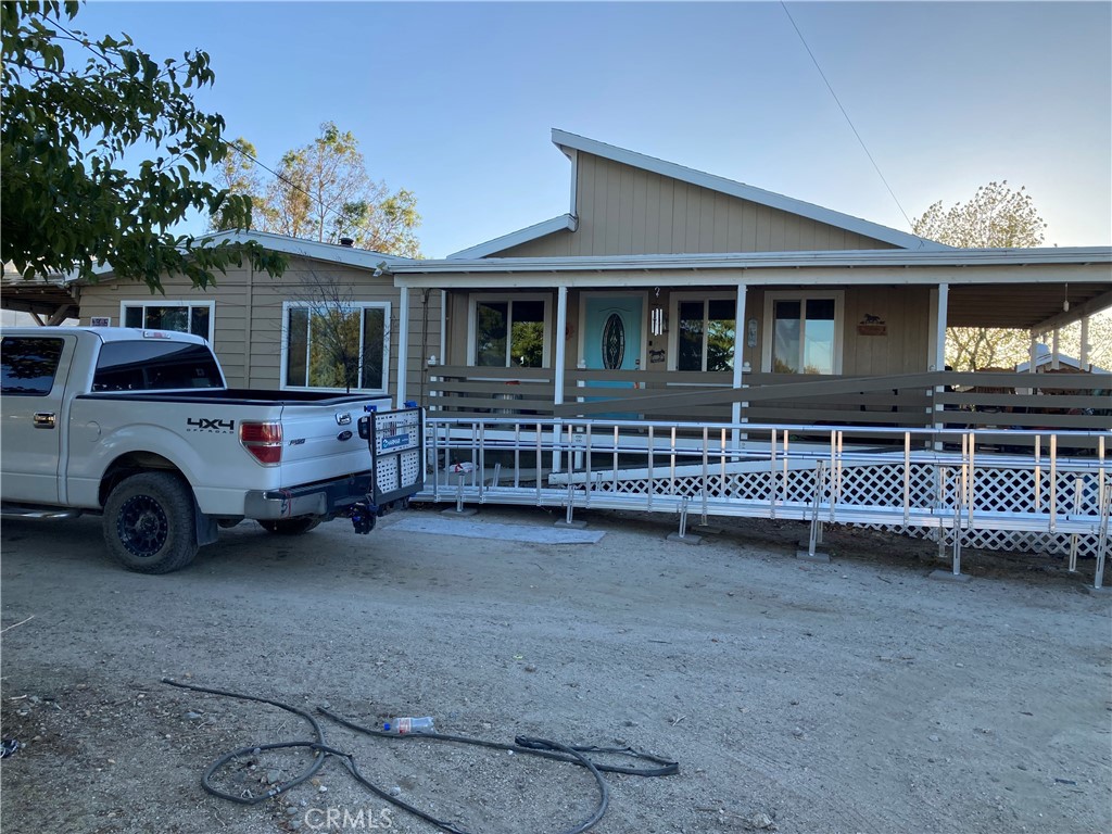 1948 Smoke Tree Road Pinon Hills, CA 92372 - Photo 1 of 2 Gallery Image 1