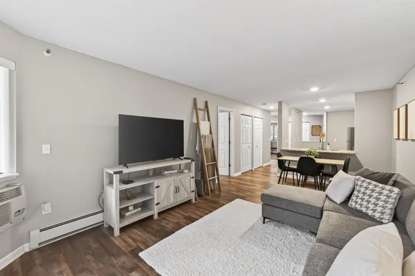 $218,000 | 7606 York Avenue South, Unit 7107, Edina, MN 55435