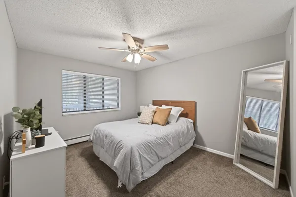 $218,000 | 7606 York Avenue South, Unit 7107, Edina, MN 55435