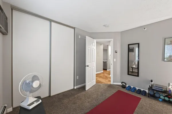 $218,000 | 7606 York Avenue South, Unit 7107, Edina, MN 55435