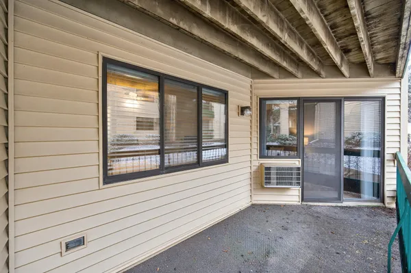 $218,000 | 7606 York Avenue South, Unit 7107, Edina, MN 55435