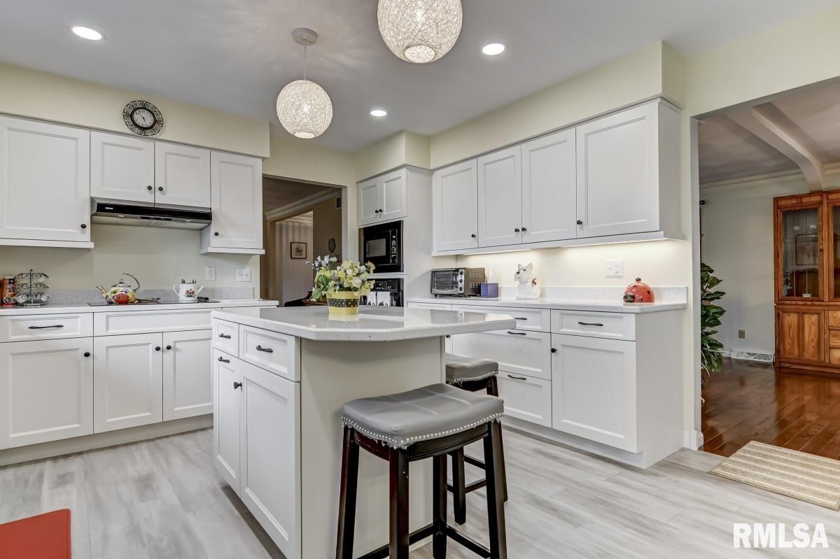 404 Golf Road Springfield, IL 62704 - Photo 19 of 47