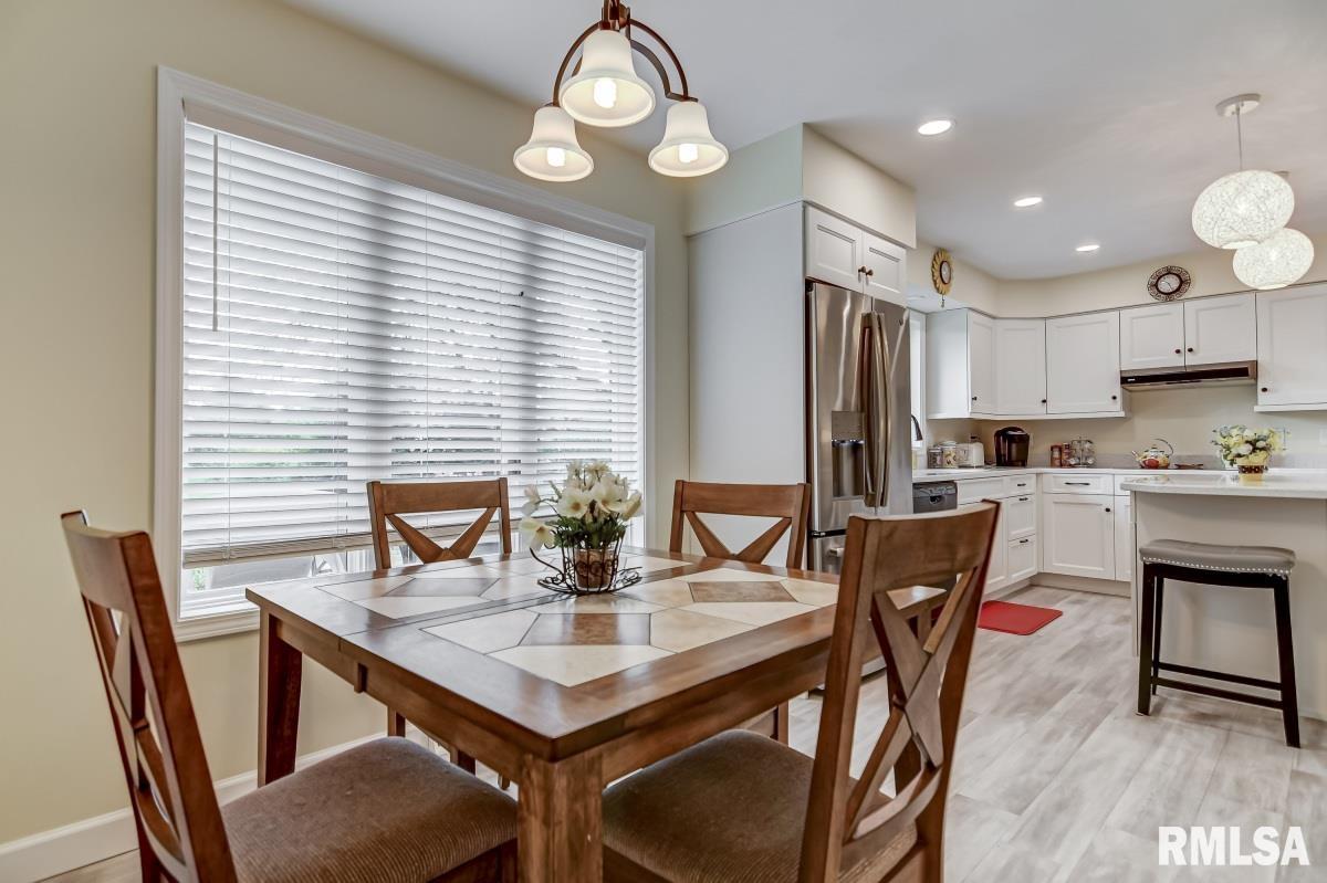 404 Golf Road Springfield, IL 62704 - Photo 22 of 47