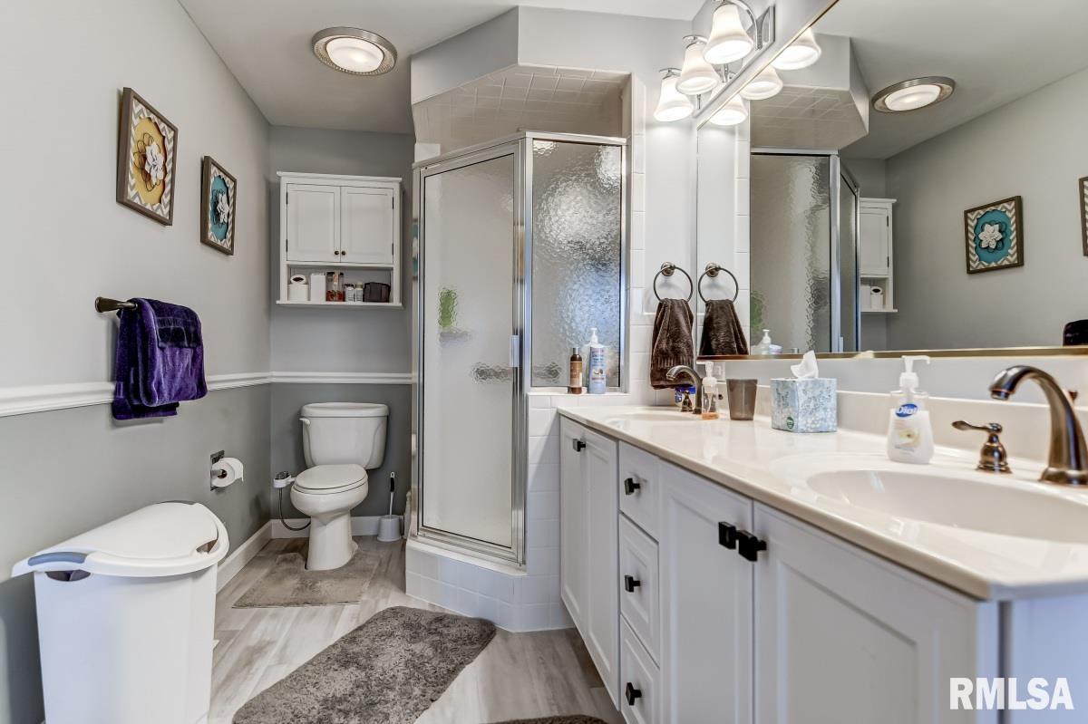 404 Golf Road Springfield, IL 62704 - Photo 33 of 47