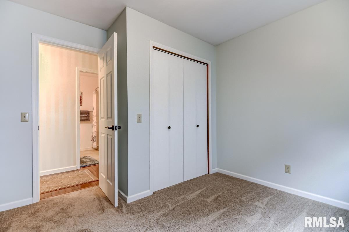 404 Golf Road Springfield, IL 62704 - Photo 34 of 47