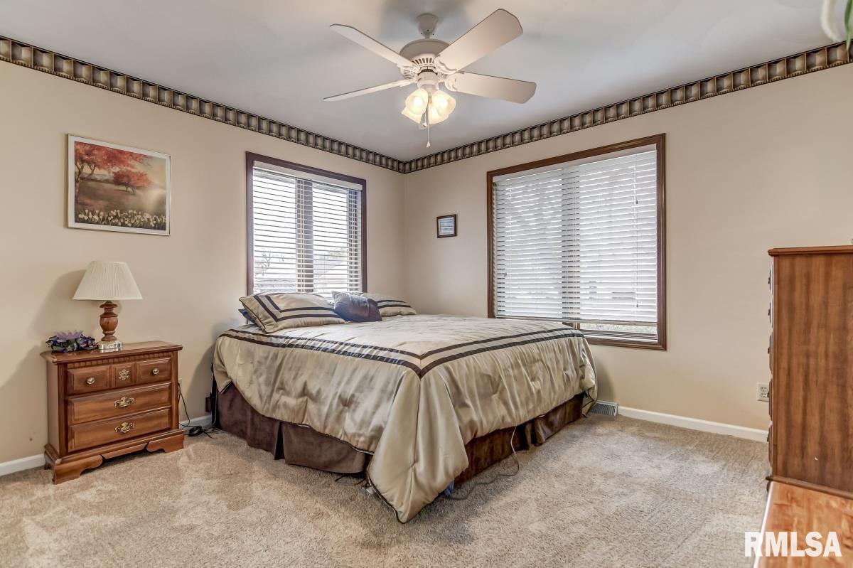 404 Golf Road Springfield, IL 62704 - Photo 39 of 47