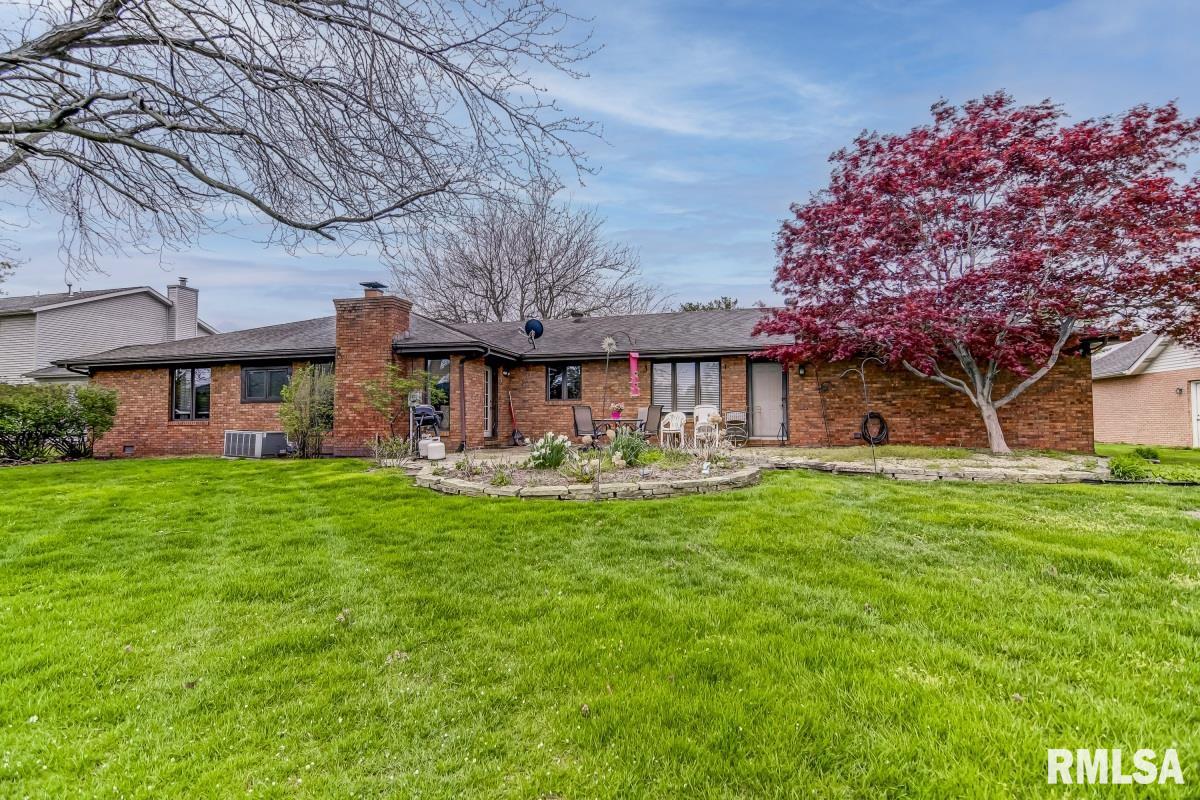 404 Golf Road Springfield, IL 62704 - Photo 44 of 47