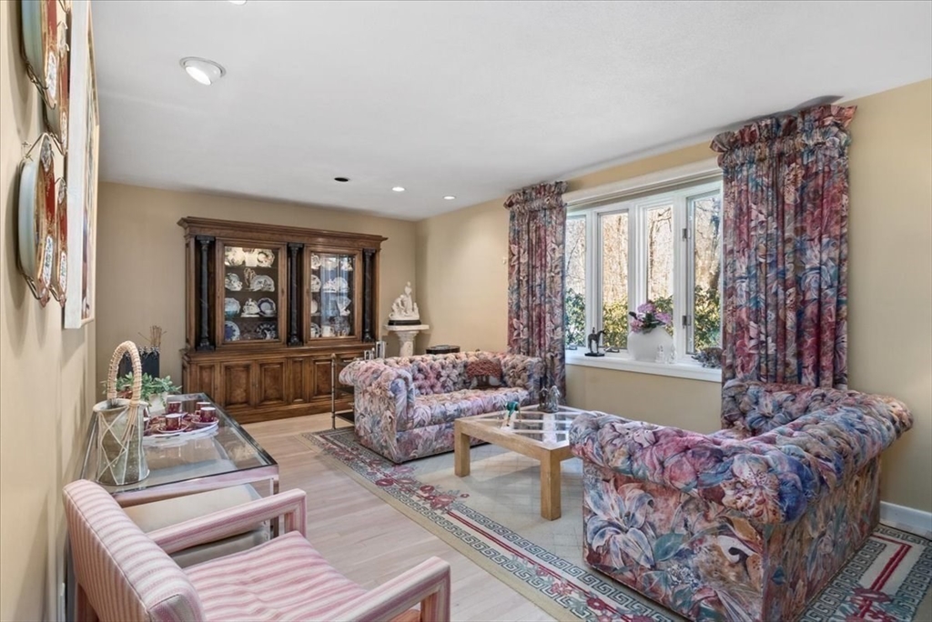 51 Saxon Road Westwood, MA 02090 - Photo 16 of 35 Gallery Image 16