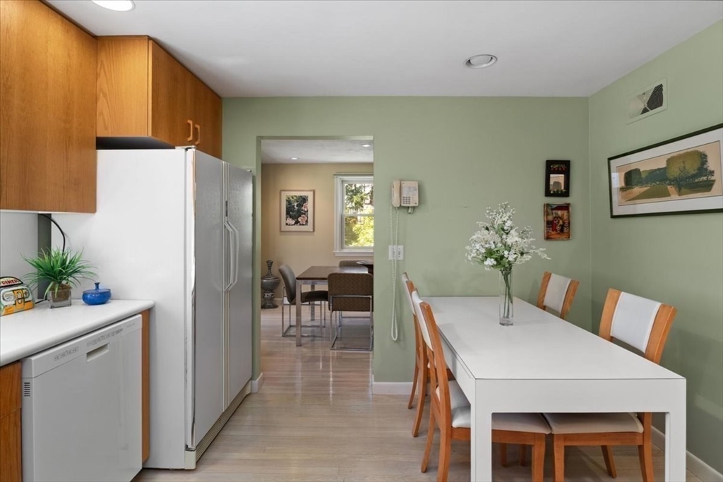 51 Saxon Road Westwood, MA 02090 - Photo 20 of 35 Gallery Image 20