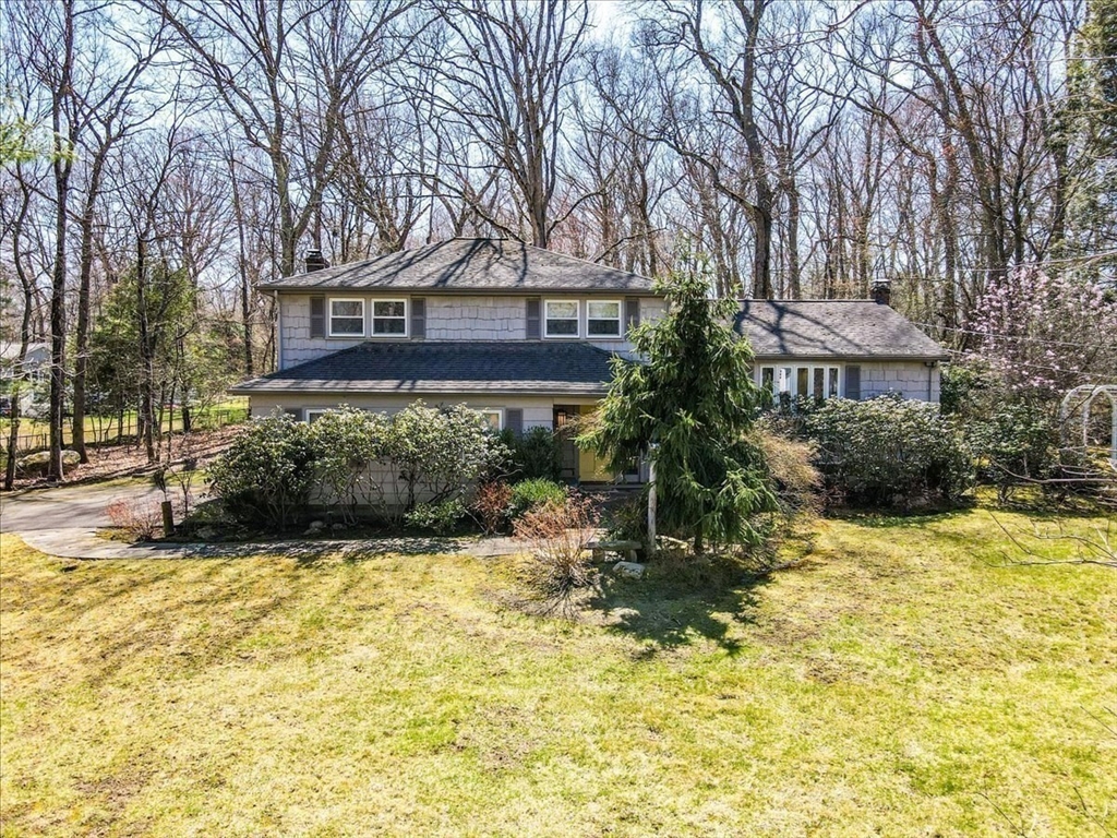 51 Saxon Road Westwood, MA 02090 - Photo 5 of 35 Gallery Image 5