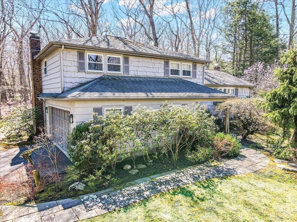 51 Saxon Road Westwood, MA 02090 - Photo 6 of 35 Gallery Image 6