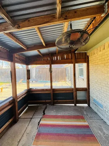 $2,600 | 2615 Gladiolus Lane, Dallas, TX 75233