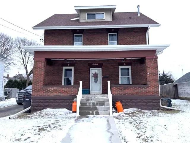 $260,000 | 814 25th Avenue, Monroe, WI 53566