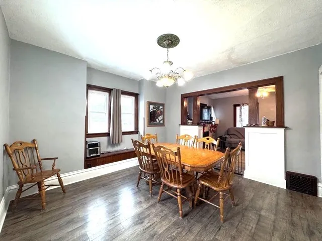 $260,000 | 814 25th Avenue, Monroe, WI 53566