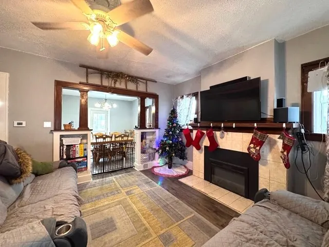 $260,000 | 814 25th Avenue, Monroe, WI 53566