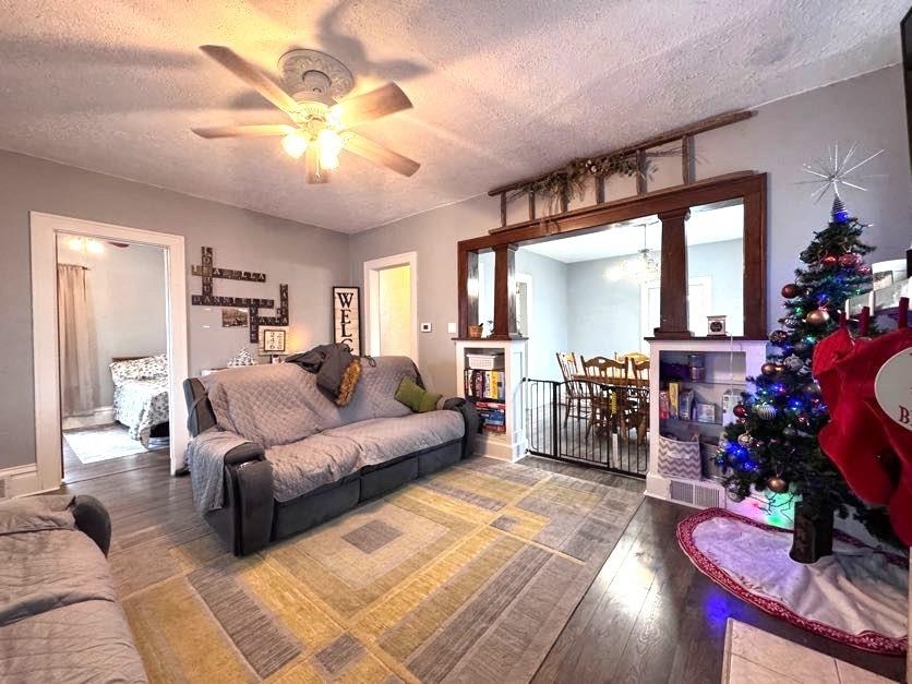 814 25th Avenue Monroe, WI 53566 - Photo 9 of 69