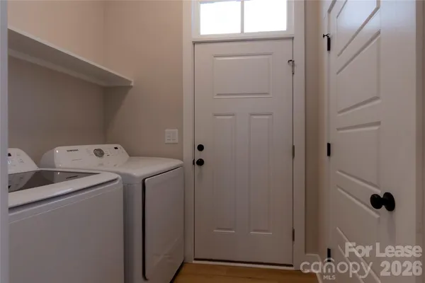 $1,950 | 309 Houston Street, Unit B, Davidson, NC 28036