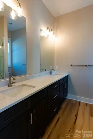 $1,950 | 309 Houston Street, Unit B, Davidson, NC 28036