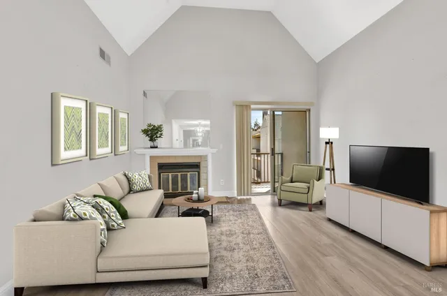 $509,999 | 3183 Wayside Plaza, Unit 319, Walnut Creek, CA 94597