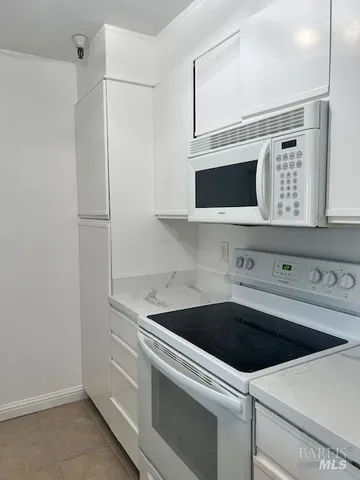 $509,999 | 3183 Wayside Plaza, Unit 319, Walnut Creek, CA 94597