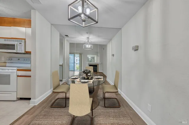 $509,999 | 3183 Wayside Plaza, Unit 319, Walnut Creek, CA 94597