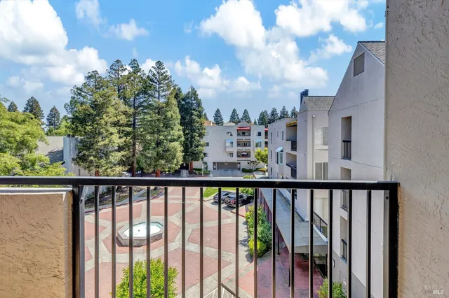$509,999 | 3183 Wayside Plaza, Unit 319, Walnut Creek, CA 94597