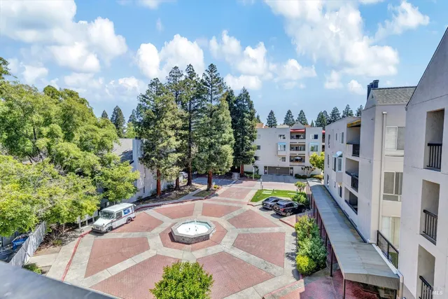 $509,999 | 3183 Wayside Plaza, Unit 319, Walnut Creek, CA 94597