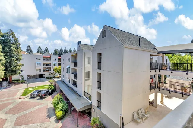 $509,999 | 3183 Wayside Plaza, Unit 319, Walnut Creek, CA 94597