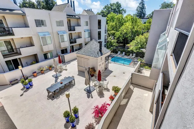 $509,999 | 3183 Wayside Plaza, Unit 319, Walnut Creek, CA 94597