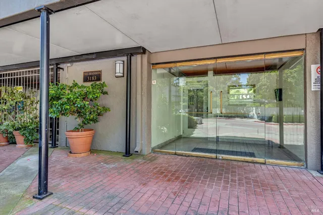 $509,999 | 3183 Wayside Plaza, Unit 319, Walnut Creek, CA 94597