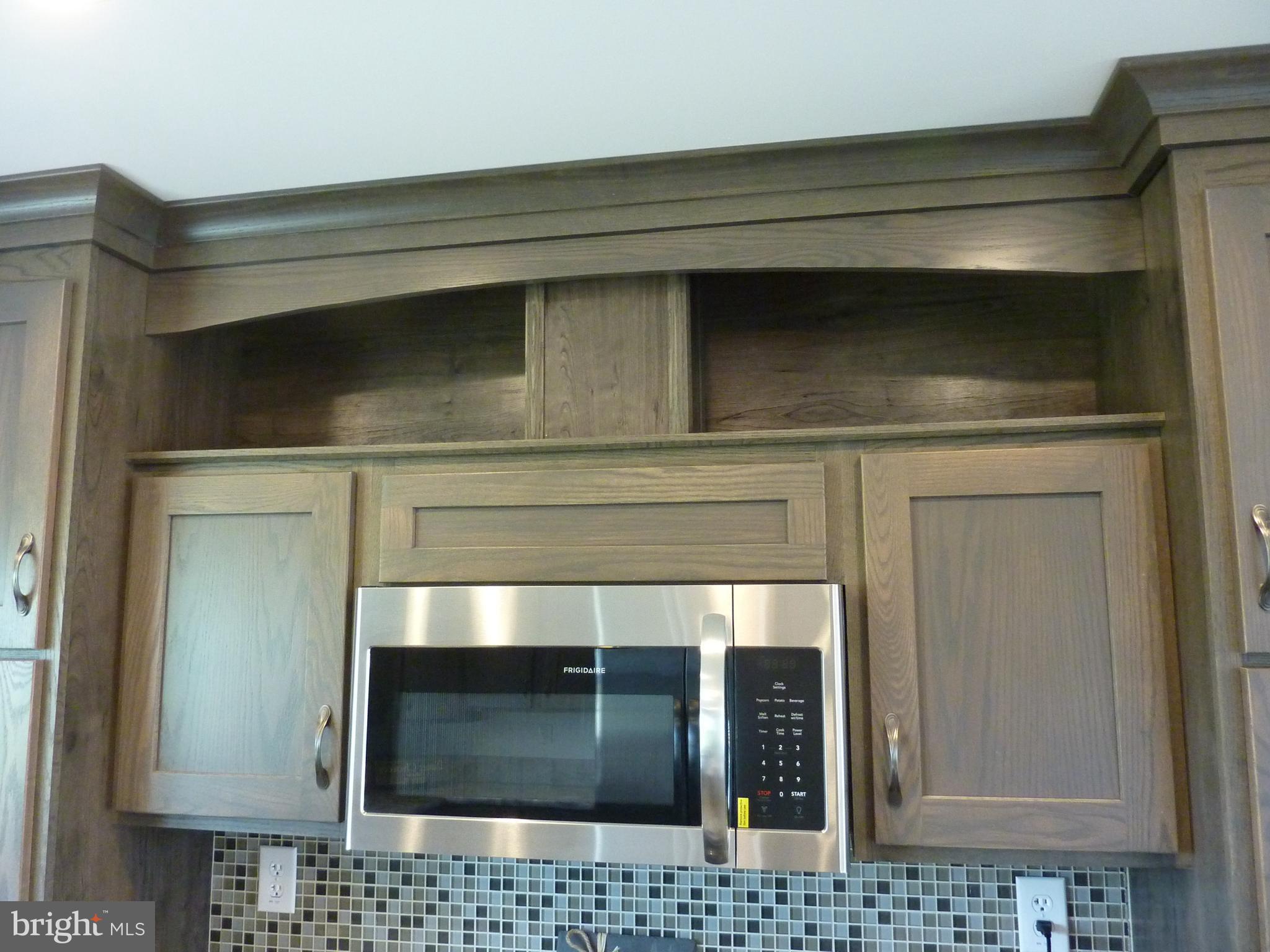 1235 Media Road Smyrna, DE 19977 - Photo 12 of 29 Microwave vented to outside