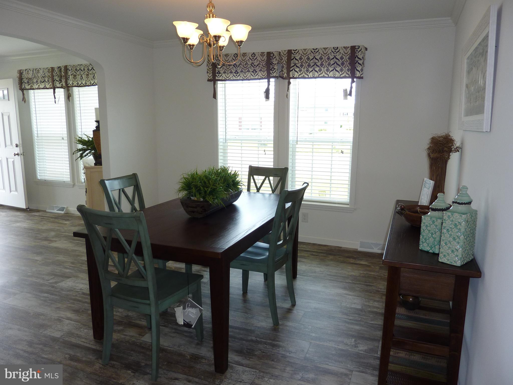 1235 Media Road Smyrna, DE 19977 - Photo 7 of 29 Dining Room