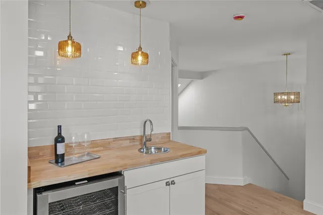 $775,000 | 35 Bagy Wrinkle Cove, Warren, RI 02885