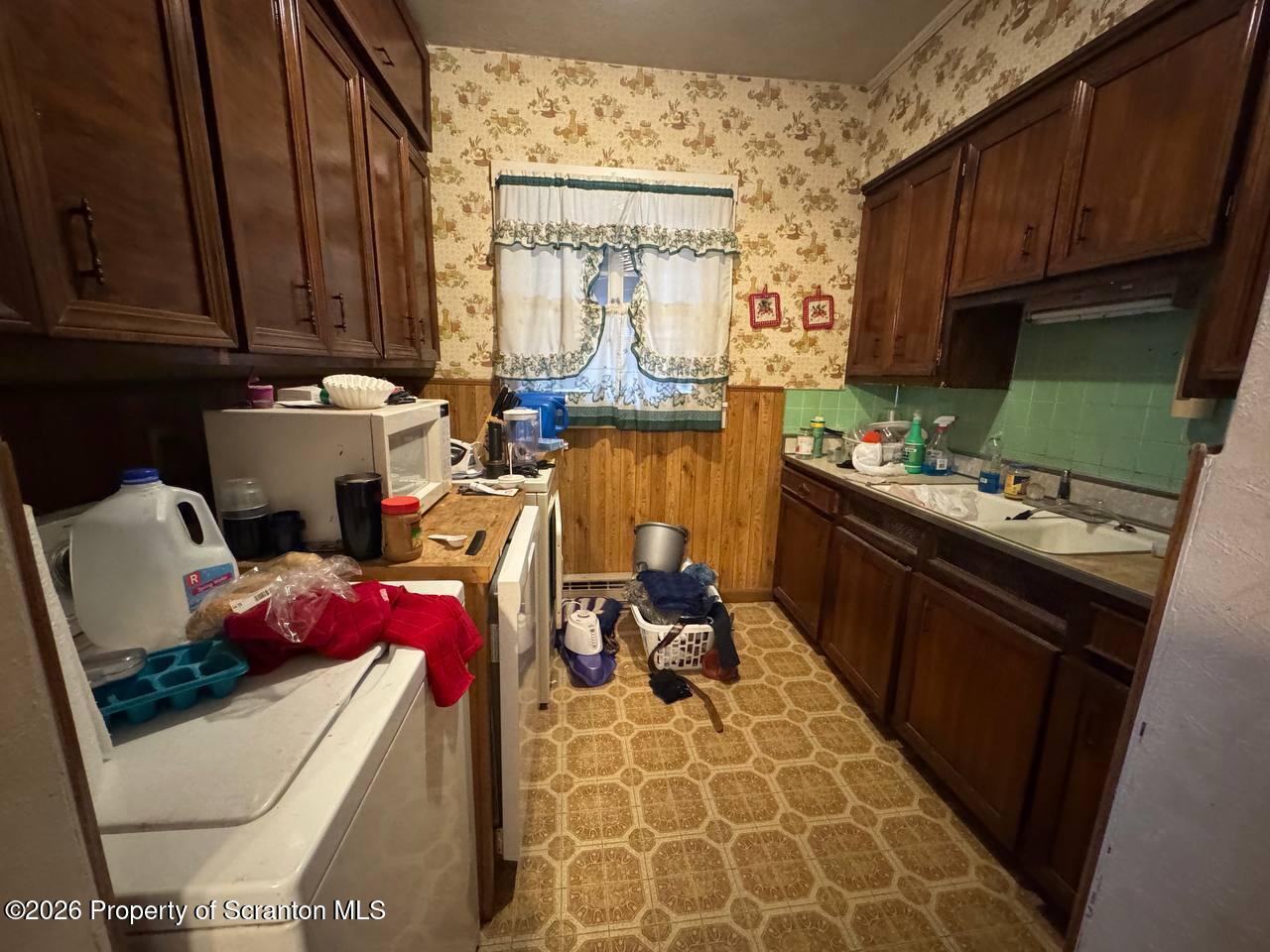 7 Spring Street Pittston, PA 18640 - Photo 5 of 11 Pittston, PA 5_8135