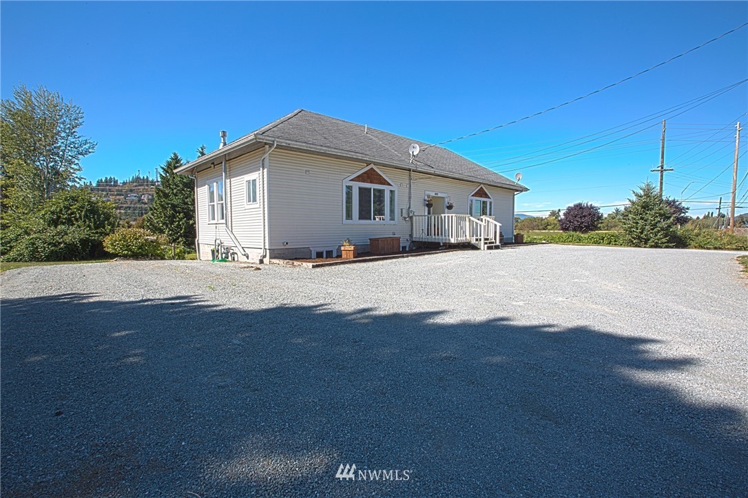 603 Gardner Road Burlington, WA 98233 - Photo 1 of 25 Gallery Image 1