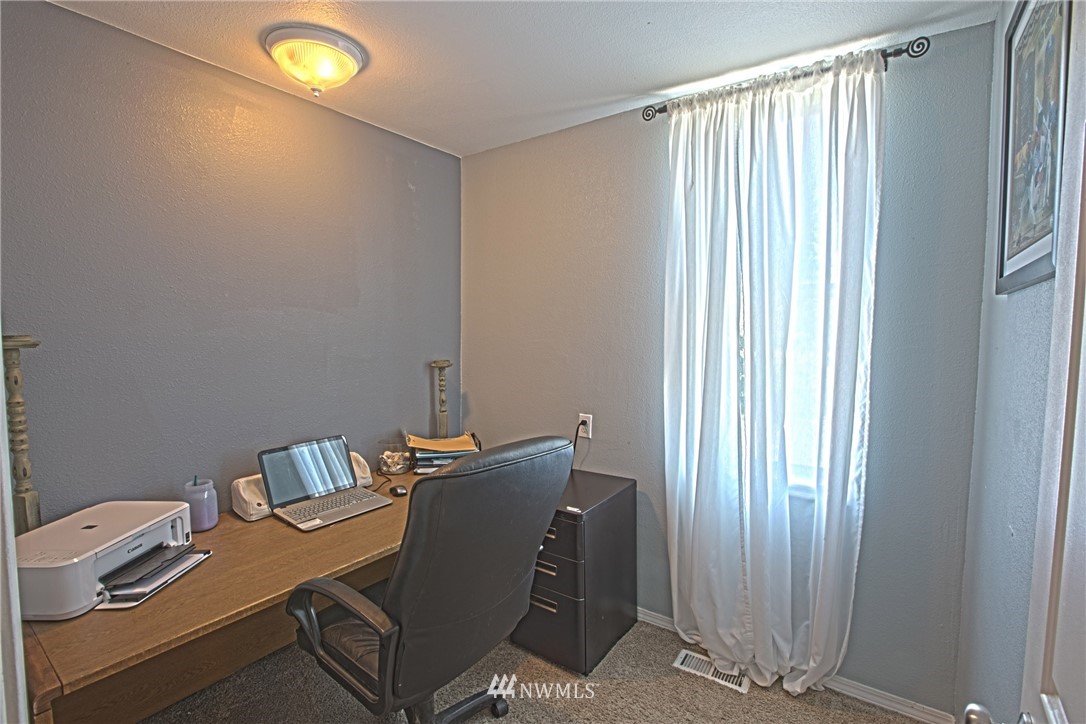603 Gardner Road Burlington, WA 98233 - Photo 14 of 25 Gallery Image 14
