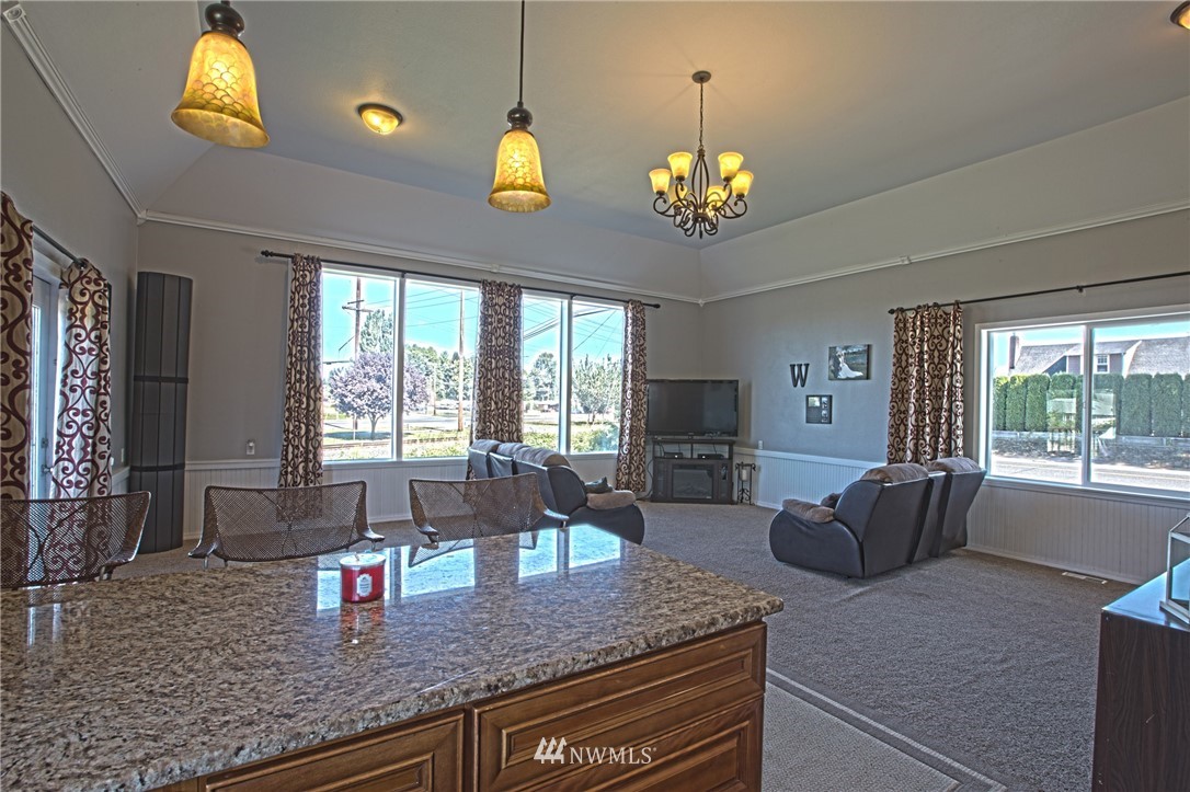 603 Gardner Road Burlington, WA 98233 - Photo 5 of 25 Gallery Image 5