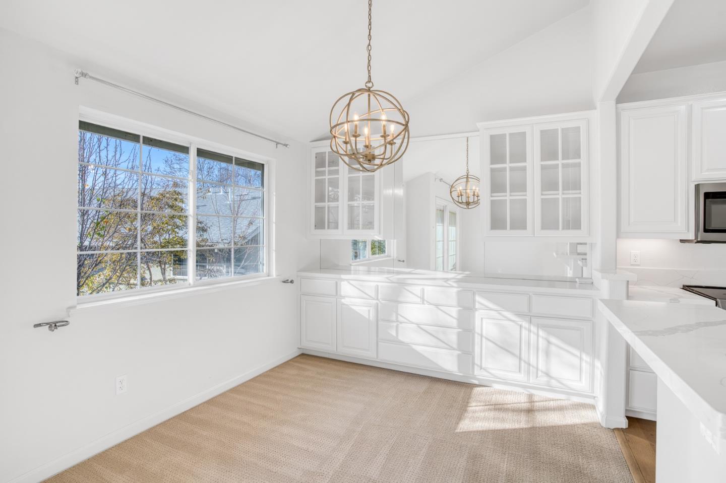 20 Willow Road, Unit 26 Menlo Park, CA 94025 - Photo 11 of 39