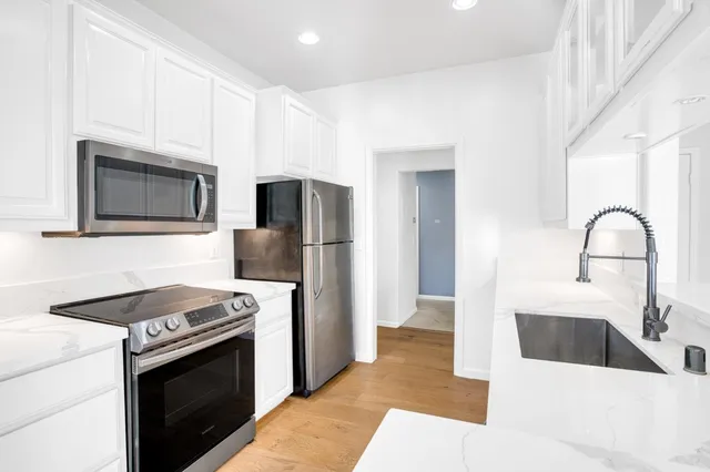 $1,347,520 | 20 Willow Road, Unit 26, Menlo Park, CA 94025