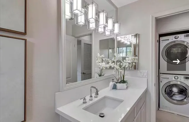 $1,347,520 | 20 Willow Road, Unit 26, Menlo Park, CA 94025