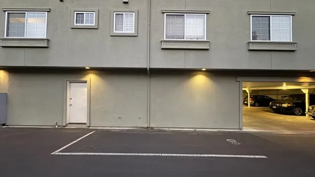 $1,347,520 | 20 Willow Road, Unit 26, Menlo Park, CA 94025