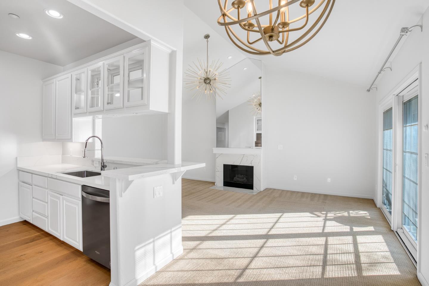 20 Willow Road, Unit 26 Menlo Park, CA 94025 - Photo 9 of 39