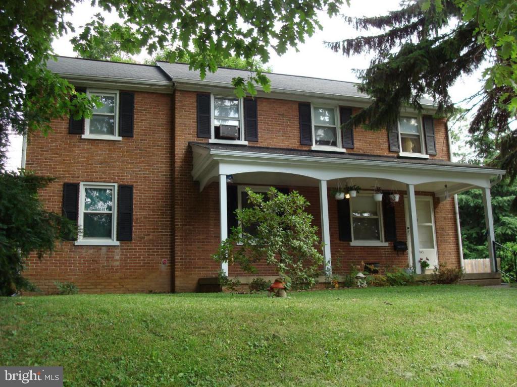 945 Pleasure Road Lancaster, PA 17601 - Photo 1 of 10 Gallery Image 1